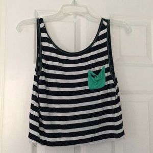 Crop top